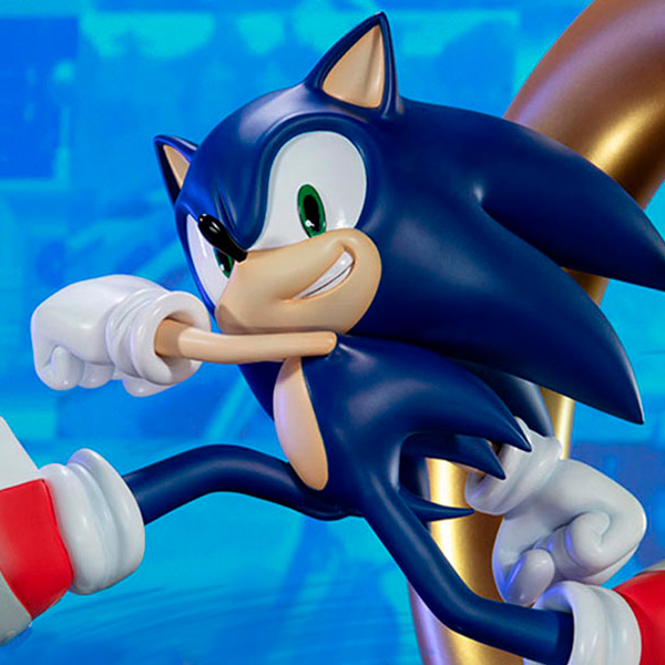 Sonic The Hedgehog Statue reveal image